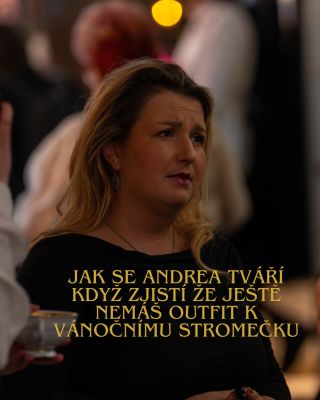 A nikdo přeci nechce aby se Andrea tvářila jako na prvním obrázku! Takže pokud ještě nemáš outfit ke stromečku šup do...